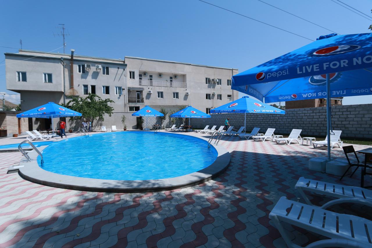 White House Hotel เยเรวาน ภายนอก รูปภาพ